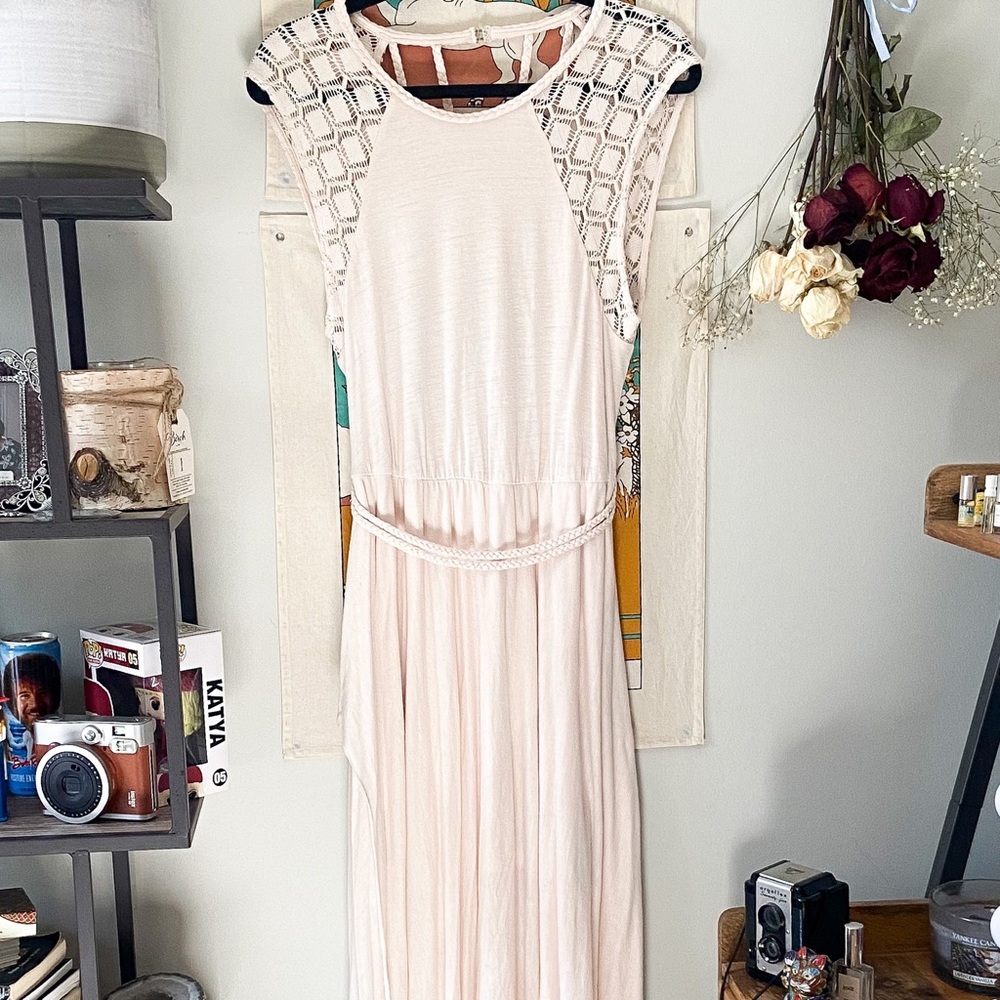 Shell Flowy Dress